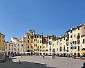 Piazza dell’Anfiteatro Lucca