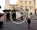 Francois auf Piazza Duomo San-Gimignano Francois auf der Piazza del Duomo in San-Gimignano