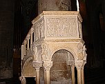 Kanzel im Duomo Piacenza
