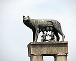 Romulus Remus Statue Piacenza